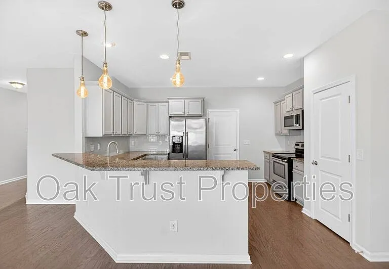 7853 Lumberton Rd — Photo 6