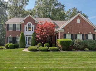 31512 Winners Cir, Avon Lake, OH 44012