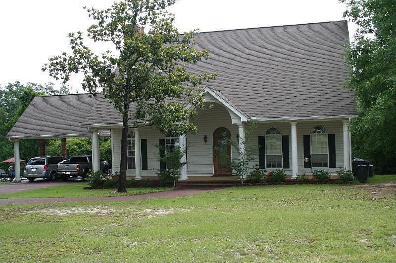 1st image of 17100 River Place Dr