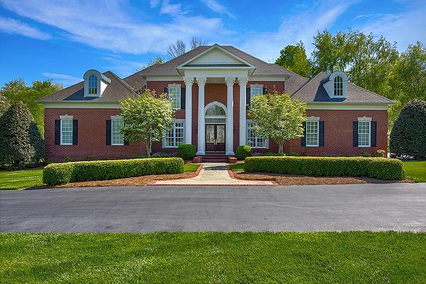 1st image of 700 Covington Grove Blvd