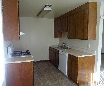 2nd image of 27504 Violin Canyon Rd #0
