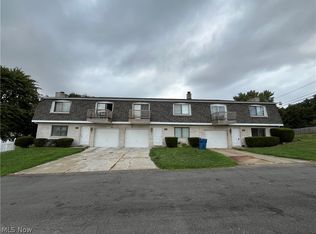 549-553 Saunders Ave, Akron, OH 44319