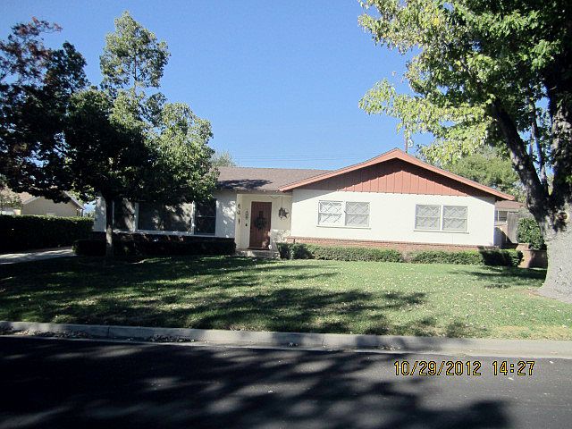 1st image of 422 Myrtlewood Dr