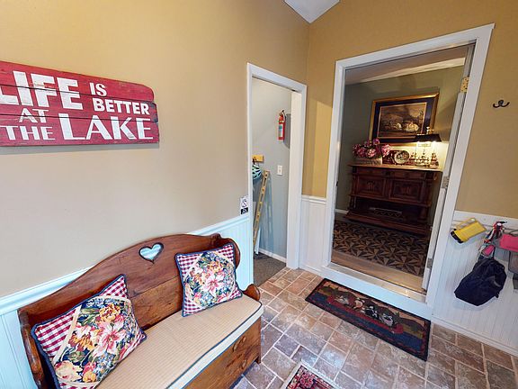 4th image of 213 Basswood Dr