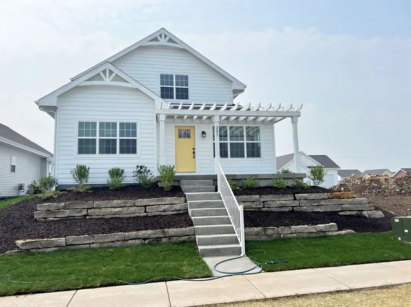 205 Lillehammer Ln, Mount Horeb, WI 53572