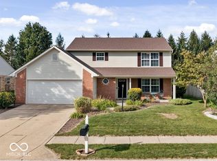 404 E Pine Ridge Dr, Westfield, IN 46074