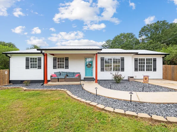 3118 Fork Rd, Gainesville, GA 30506