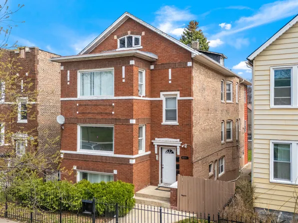 8841 S Muskegon Ave, Chicago, IL 60617