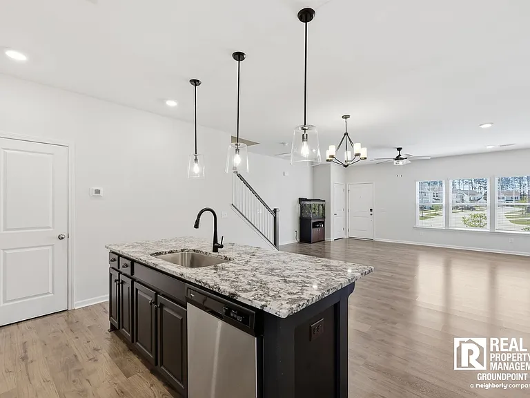 276 Godwit Dr — Photo 8