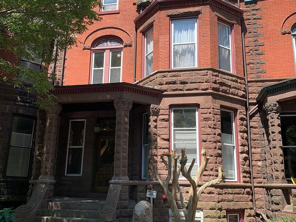 1st image of 928 W Franklin St APT 1