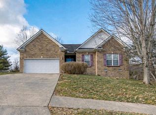 113 Cedar Stream Dr, Paris, KY 40361