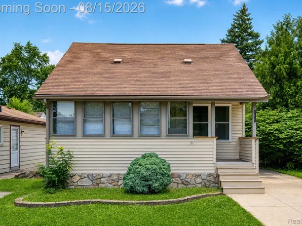 15852 Lola Dr, Redford, MI 48239