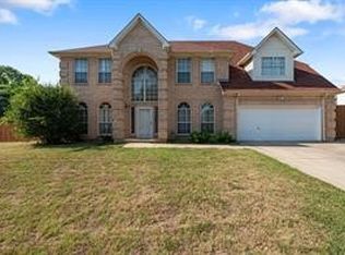 4001 Plumwood Dr, Arlington, TX 76016