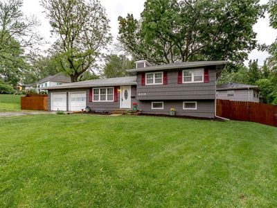 6219 N Flora Ave, Kansas City, MO, 64118