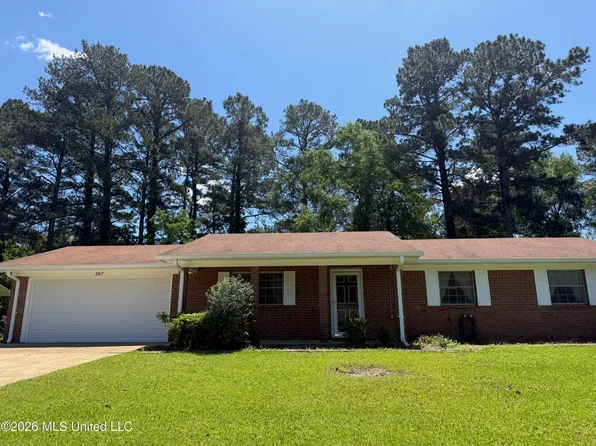 2617 Roxanne Dr, Pearl, MS 39208