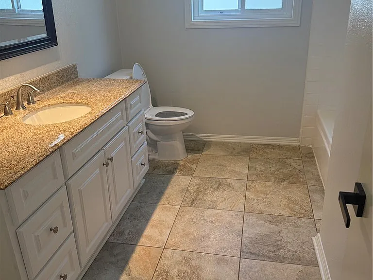17323 Grayland Ave — Photo 24