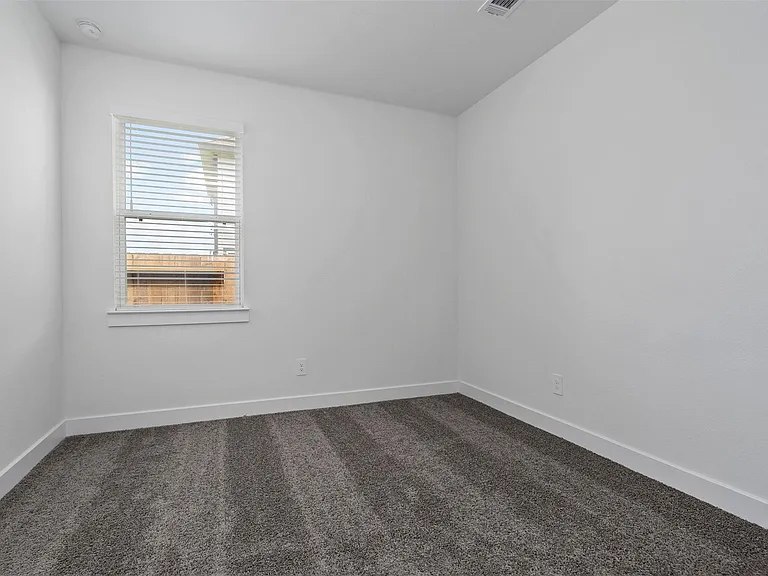906 Golden Willow — Photo 23