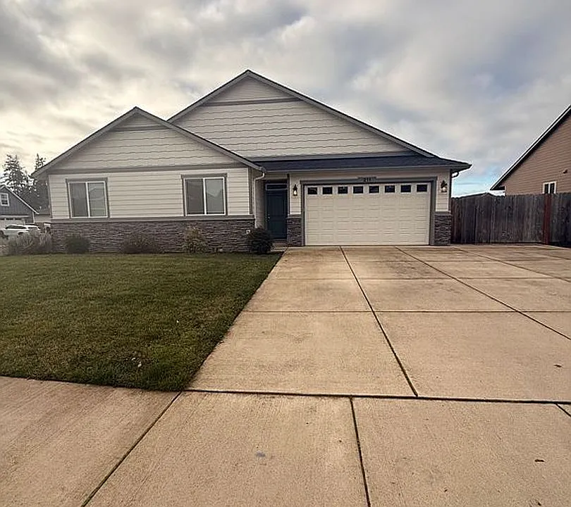 321 NE Alder Way
