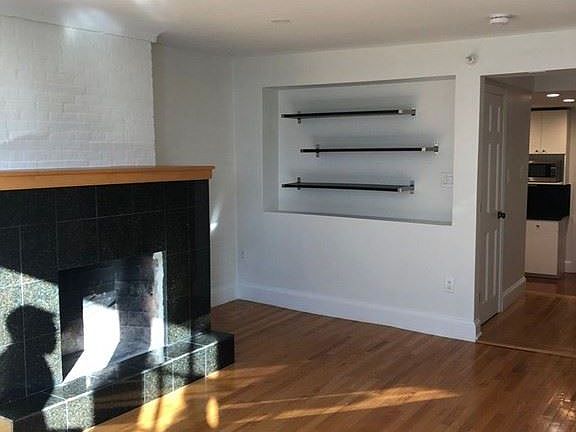 74 Commonwealth #10 Boston (Back Bay) Unit Photo 3