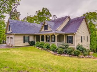 304 Amberleigh Ct, White, GA 30184
