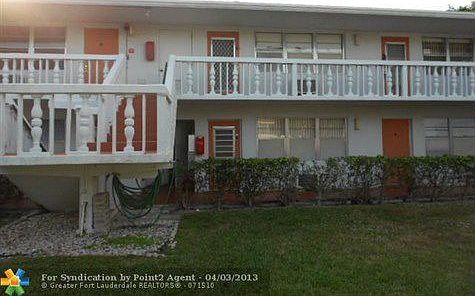 1st image of 307 Farnham Cres #M