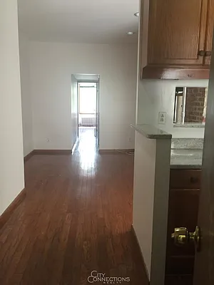 Rented by City Connections Realty | media 19