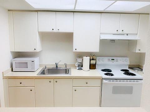 2nd image of 2595 Tamiami Trl #1