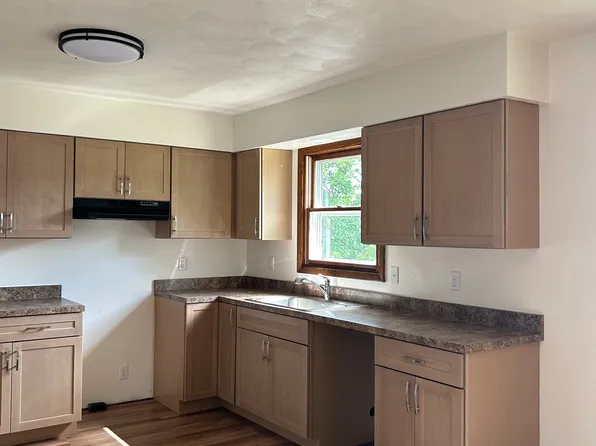 4704 Oakland St, Erie, PA 16509