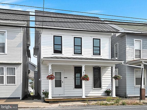 2nd image of 1006 W Main St
