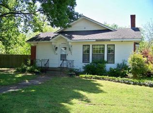 411 SW 2nd St, Kerens, TX 75144