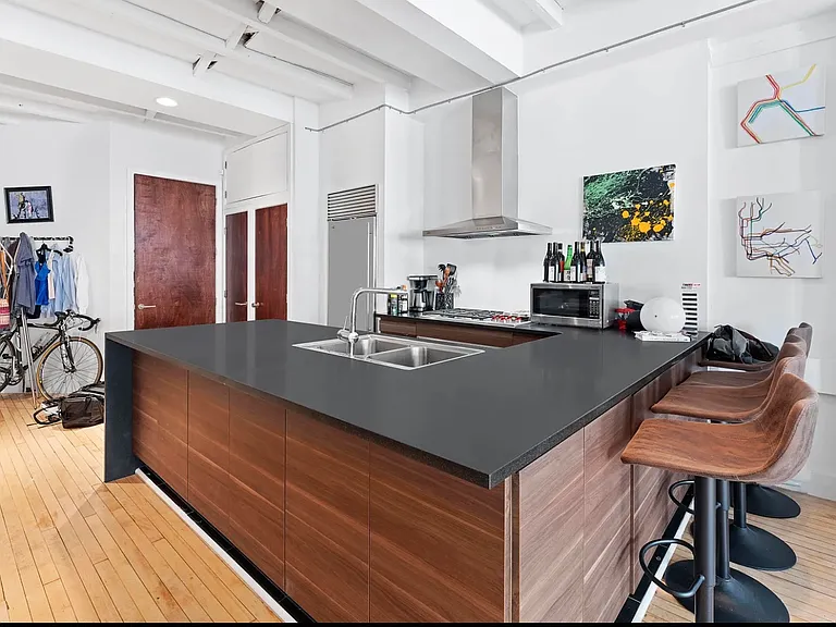 93 Grand St #PENTHOUSE — Photo 2