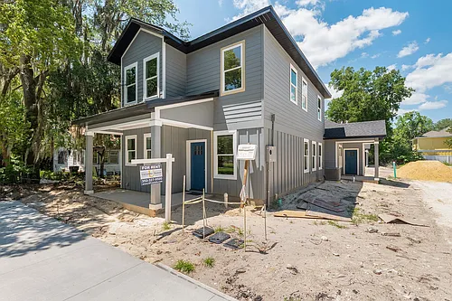 420 NW 3rd Ave Photo 1