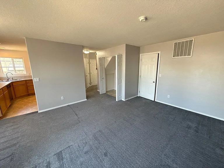 4105 Windy Ave NE — Photo 9