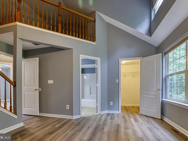 30 Flaxleaf Ct — Photo 12