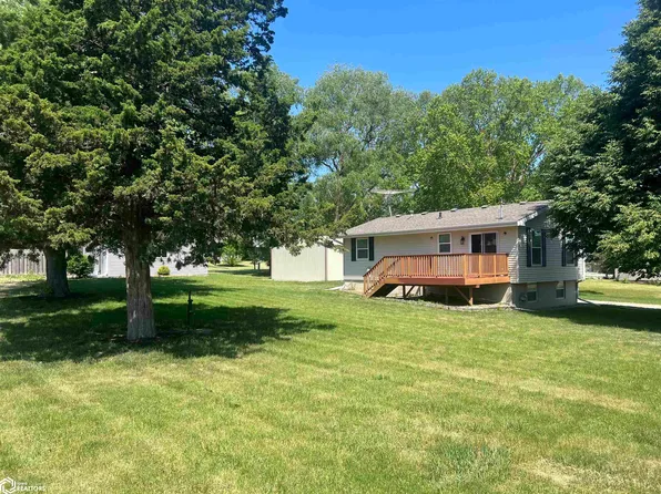 931 S D St, Oskaloosa, IA 52577