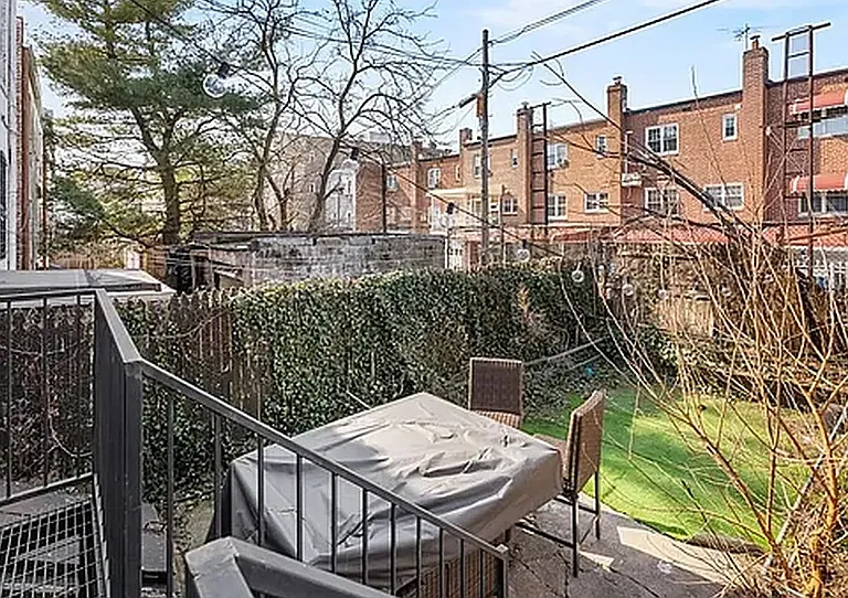 409 Stockholm St #1B — Photo 1