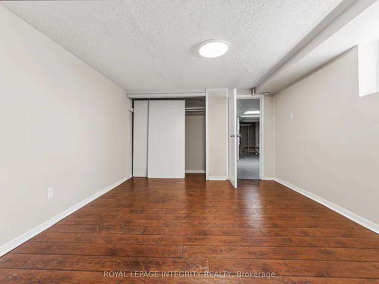 1873 Fairbanks Ave — Photo 31