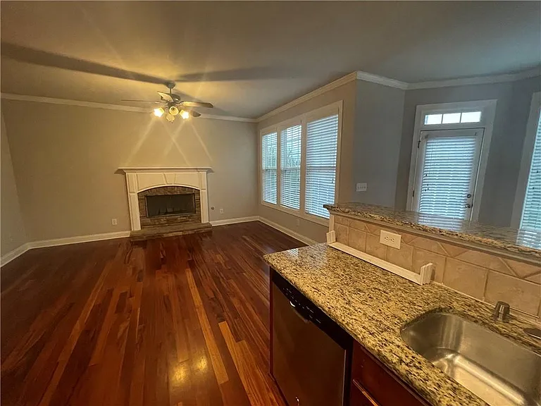 1210 Nash Lee Dr SW — Photo 20