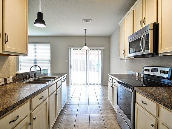 5th image of 5717 Touchstone Dr