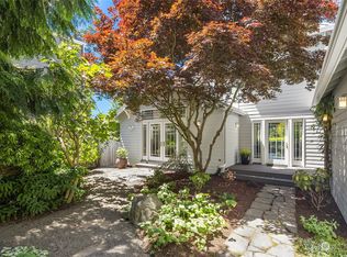 11140 NE Wing Point Dr #B, Bainbridge Island, WA
