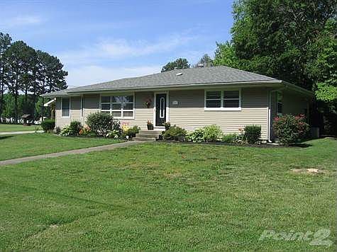 Lovely Three  Bedroom Ranch
