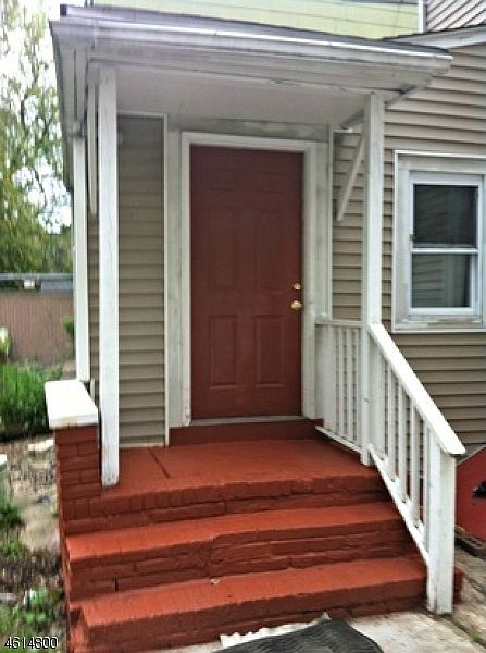 1st image of 162 Glenwood Ave #1.2.3