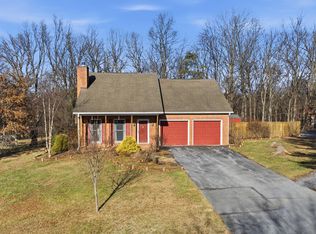 172 Mustang Dr, Falling Waters, WV 25419