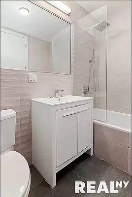 Rented by REAL New York | media 12