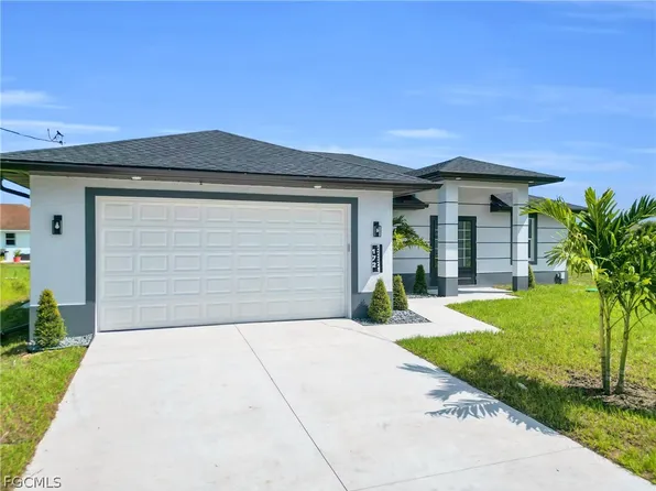 172 Pembroke St, Lehigh Acres, FL 33974