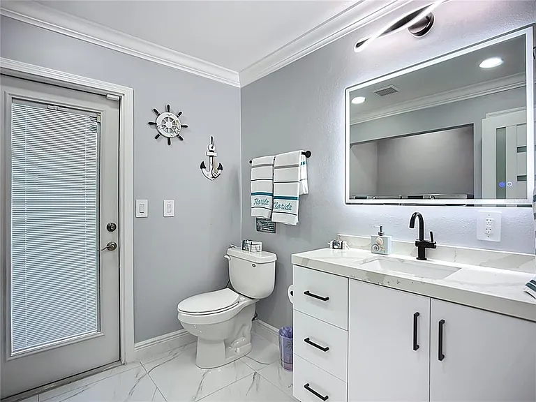 6531 Santiago Ct — Photo 46