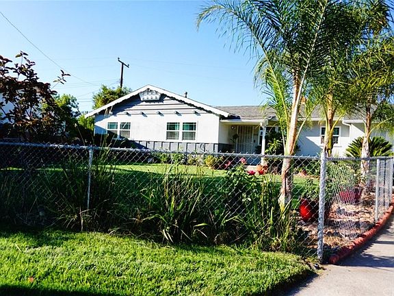 4th image of 25670 E 27th St