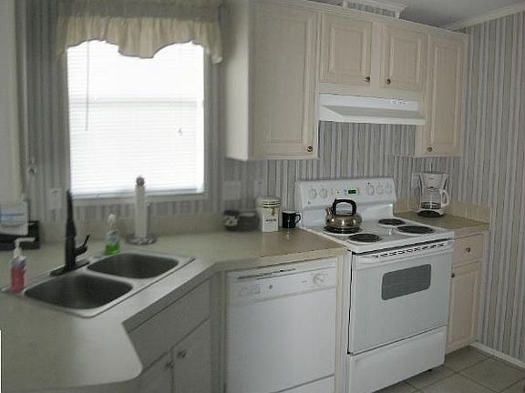 4th image of 59011 Captiva Bay