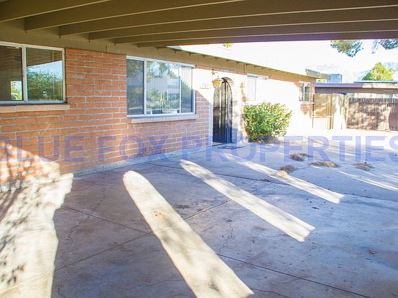 3rd image of 1721 N Camino Pio Decimo