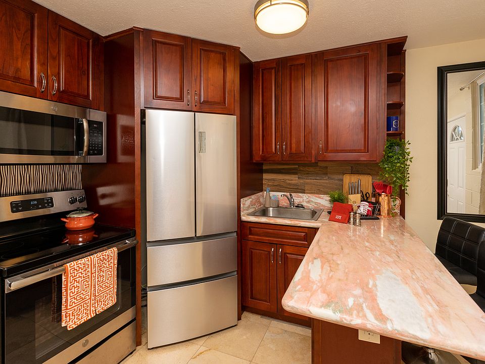 1st image of 1993 Ala Wai Blvd APT 302